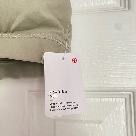 lululemon Flow Y bra - Picture 4 of 4